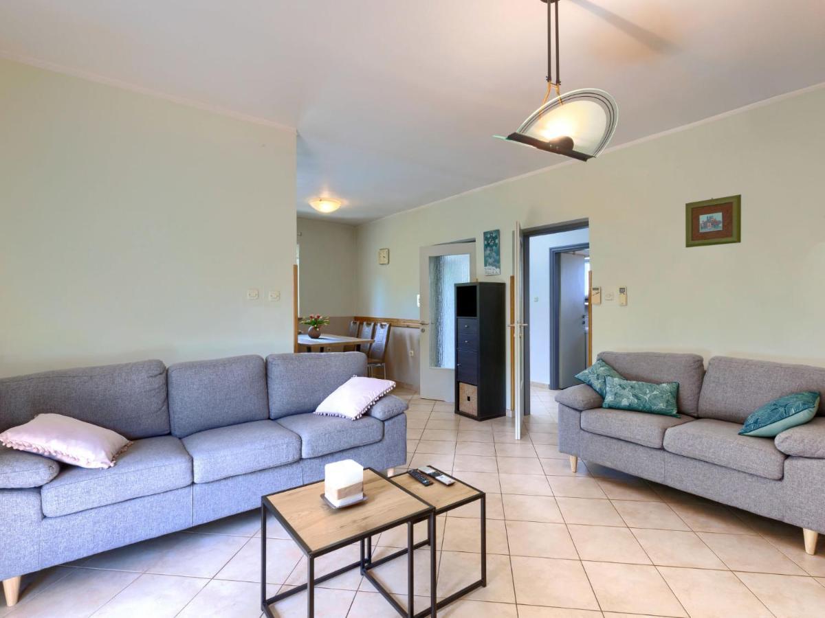 Holiday Home Carlo - Ipc102 By Interhome Pićan Esterno foto