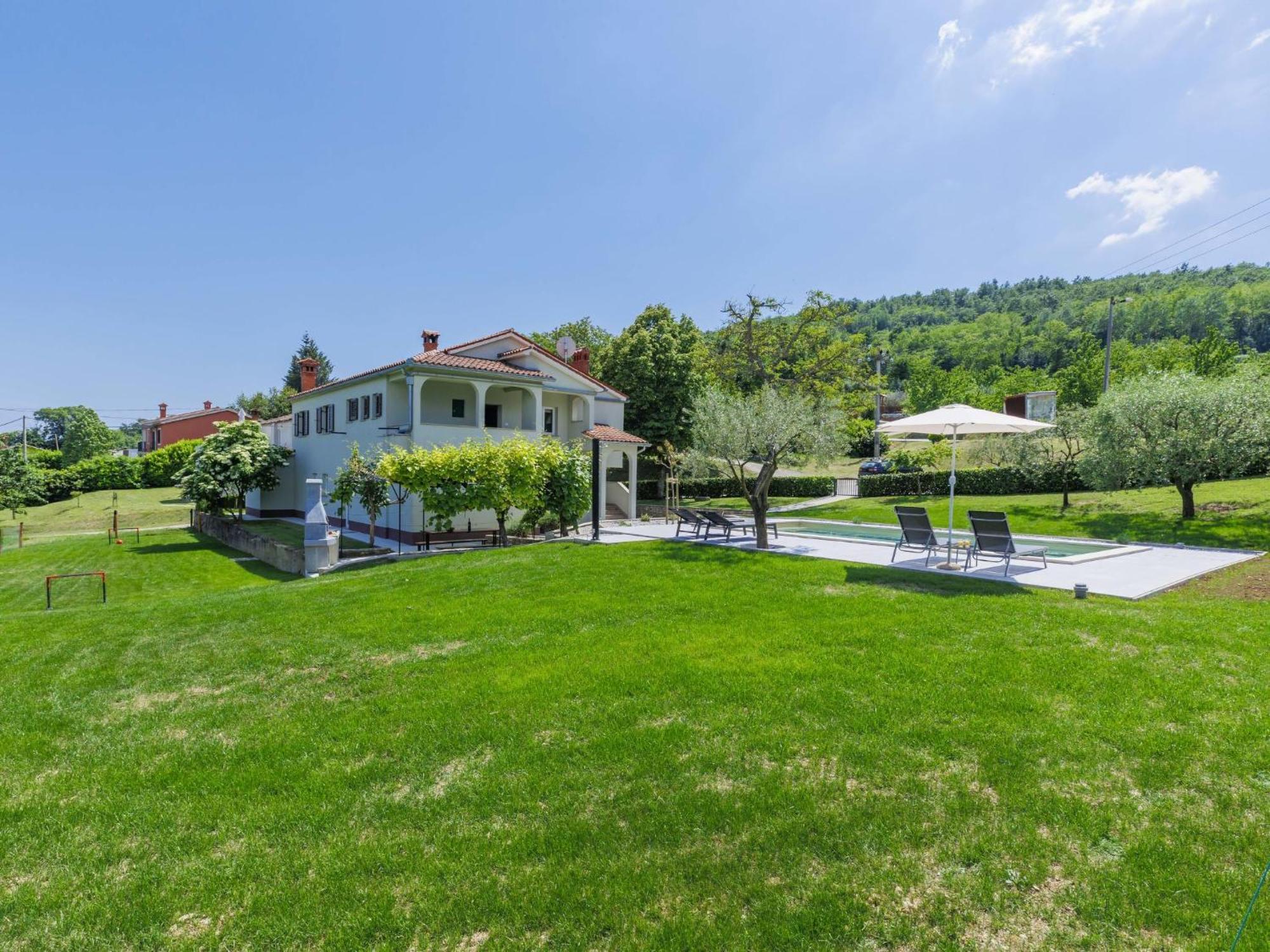 Holiday Home Carlo - Ipc102 By Interhome Pićan Esterno foto